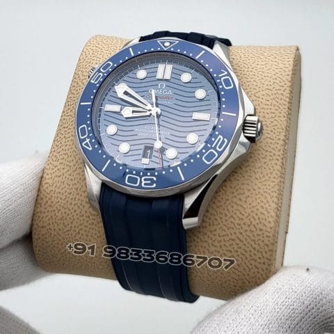 Omega Seamaster Diver 300M Steel On Rubber Strap Blue Dial 42mm Exact 1:1 Replica Top Quality Super Clone Swiss ETA 8800 Automatic Movement Watch