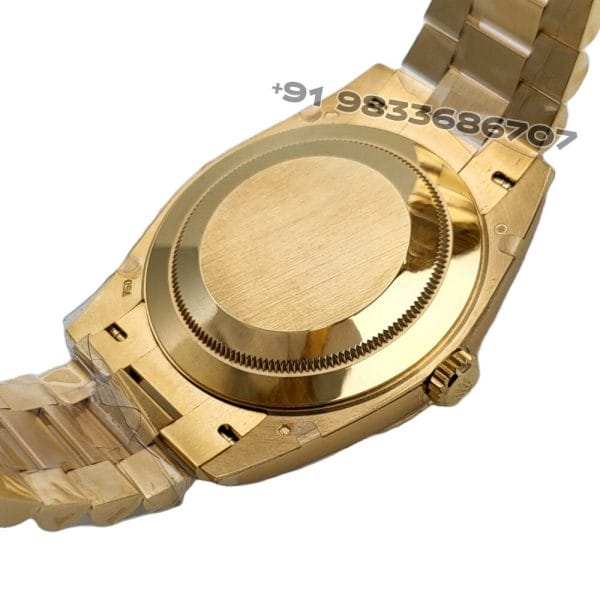 Rolex Day-Date 18kt Yellow Gold Champagne-colour Dial 40mm Exact
